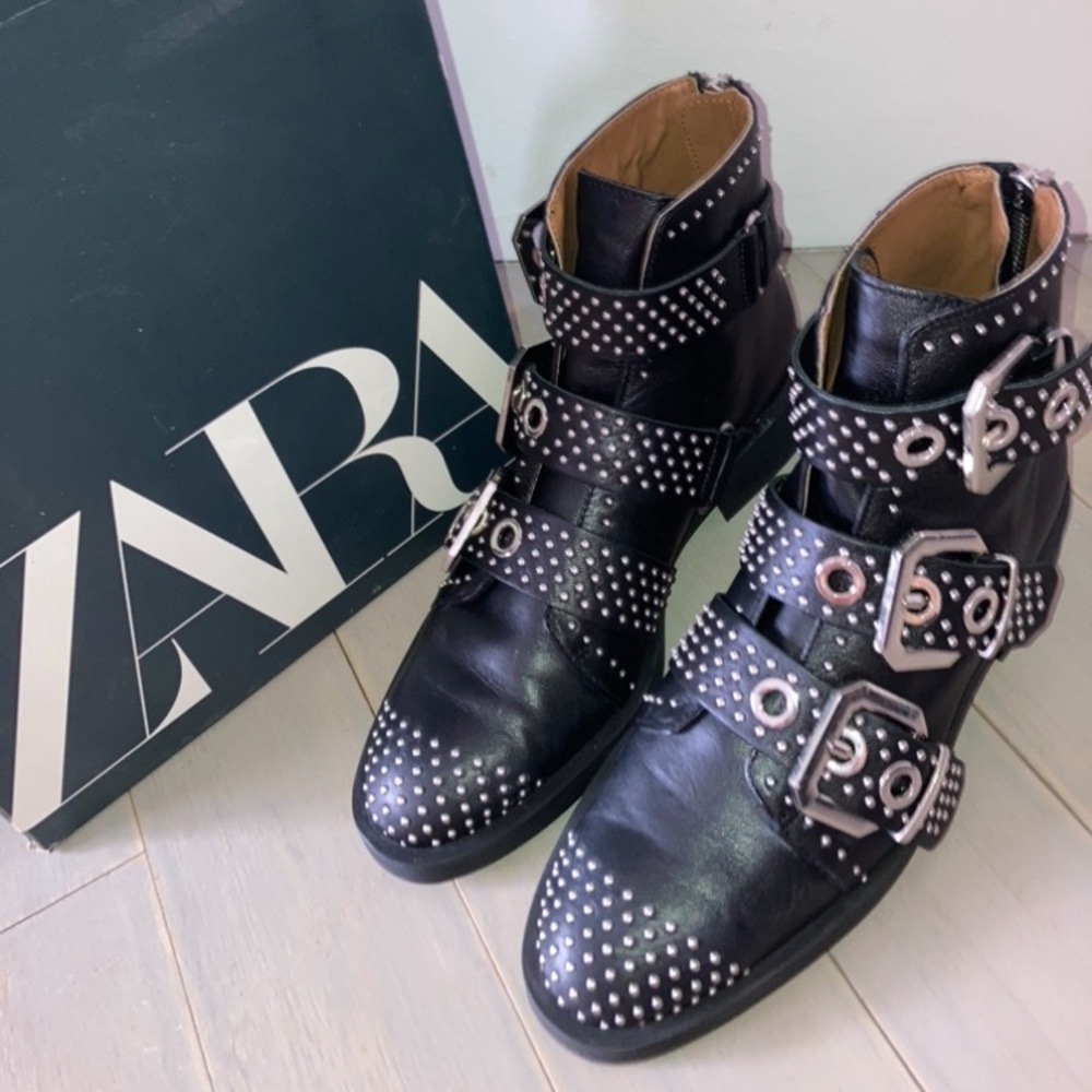 NEW! Black Leather Studded Moto Boots size 39